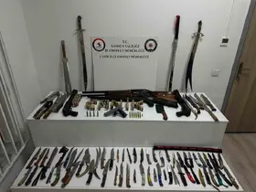 Canik’te silah ve mühimmat ele geçirildi
