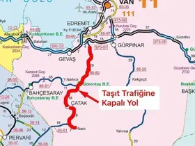 Çatak yolu araç trafiğine kapatıldı
