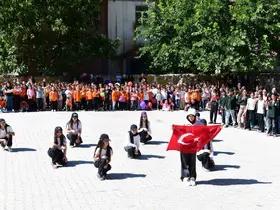 Çatak’ta İlköğretim Haftası kutlandı
