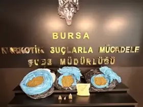 Çekicinin zulasından 16,7 kilogram uyuşturucu çıktı, 2 kişi tutuklandı
