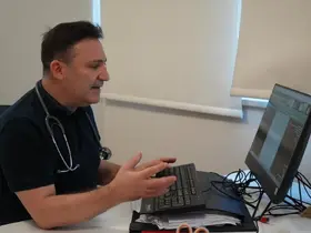 Cem Yılmaz’ın kalp krizi sonrası genç yaşta hastalıklar yeniden gündemde: Profesör ’kronik inflamasyona’ dikkat çekti
