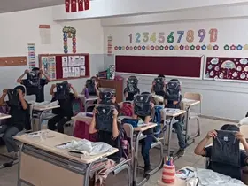 Çermikli iş adamından öğrencilere okul forması desteği
