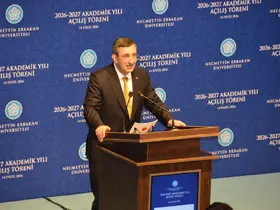 Cevdet Yılmaz: "Sosyal medya aslında asosyal medya"
