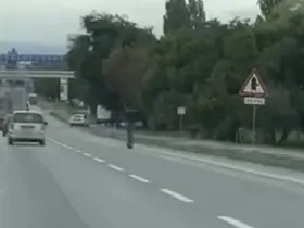 Çevreyolunda yürekleri ağza getiren scooter yolculuğu
