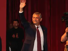 CHP Grup Başkanı Özel Eskişehir’de konuştu
