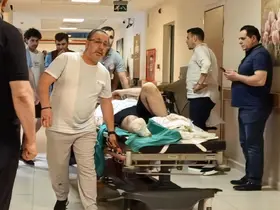 Çim biçerken parmaklarını biçti
