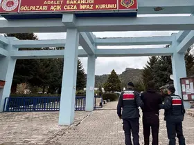 Çocuk istismarı suçundan aranan şahıs yakalandı
