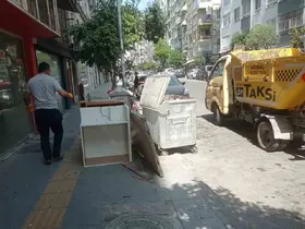Çöp taksiler hafta sonu da mesaide
