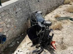 Çorum’da otomobil dereye uçtu: 2 yaralı
