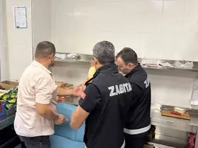 Çorum’da zabıta ekiplerinden okul kantinlerine sıkı denetim
