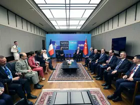 Cumhurbaşkanı Erdoğan, Fransa Cumhurbaşkanı Macron ile bir araya geldi
