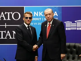 Cumhurbaşkanı Erdoğan, Fransa Cumhurbaşkanı Macron ile bir araya geldi