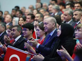 Cumhurbaşkanı Erdoğan: "Milletçe hepimizi sevindirmesi gereken bu başarıyı maalesef birilerinin önemsizleştirmeye çalıştıklarını görüyoruz"

