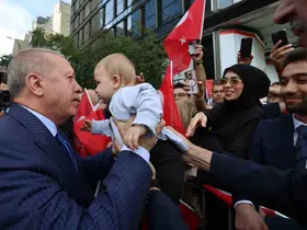 Cumhurbaşkanı Erdoğan’a Türkevi’nde coşkulu karşılama
