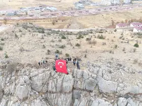 Dağların zirvesinde gençlik buluşması

