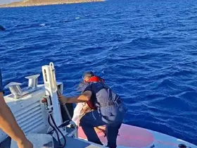 Datça’da denizde sürüklenin iki kişi kurtarıldı
