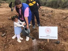 Datça’da fidanlar toprakla buluştu
