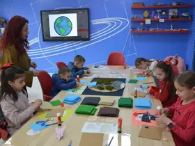 Demirci’de çocuklar bayramı bilimle kutladı
