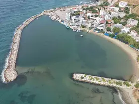 Deniz, kum taşıdı, liman işlevini kaybetti, balıkçılar çözüm bekliyor
