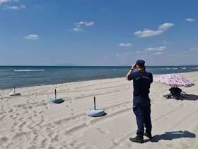 Denizde kaybolan kadını arama çalışmaları sürüyor

