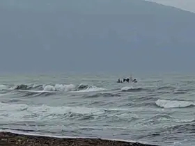 Denizde korku dolu anlar: 4 genç boğulma tehlikesi geçirdi
