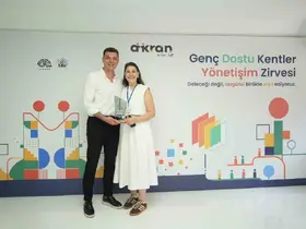 Denizli Büyükşehire ’Genç Dostu Kent: İyi Yönetişim Teşvik’ ödülü
