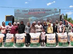 Denizli’de 19 ilçede 32 bin çuval yem yetiştiriciyle buluştu

