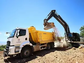 Denizli’nin 4 ilçesini birbirine bağlayan yolda çalışmalar başladı
