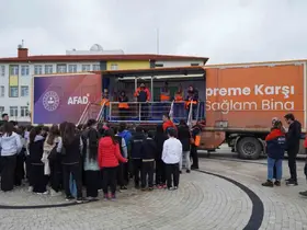 Deprem Simülasyon Tırı Atakum’da
