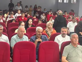 Depremde hayatını kaybeden torunları adına konferans salonu açtı
