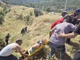 Dere yatağına yuvarlanan yaşlı adam dron ve iz takip köpekleri sayesinde bulundu
