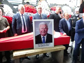 Devlet eski bakanlarından Dr. Burhan Kara son yolculuğuna uğurlandı
