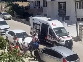 Didim’de damat, üç kişiyi bıçaklayıp kaçtı
