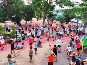 Didimli vatandaşlar Avrupa Hareketlilik Haftası kapsamında sabah sporunda buluştu
