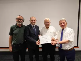 Dijital Yetkinler Kursunu tamamlayan emektarlar sertifikalarına kavuştu
