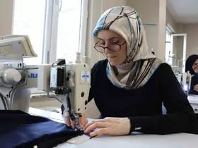 Dikişle ısınan kalpler: Ümraniye’den Van’a yardım eli
