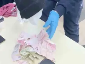 Dilencilik parasını çocuk bezine sakladılar

