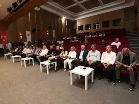 Dilovası’nda birinci sınıf ve ihtiyaç sahibi öğrencilere kırtasiye desteği
