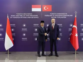 Dışişleri Bakanı Fidan, Endonezyalı mevkidaşı Sugiono ile görüştü
