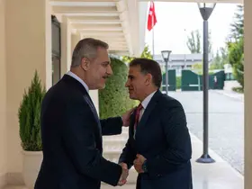 Dışişleri Bakanı Fidan, Libya Silahlı Kuvvetleri Genelkurmay Başkan Vekili Nemruş ile görüştü
