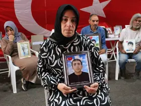 Diyarbakır anneleri, umutlarını bir çocuk gibi büyütmeye devam ediyor
