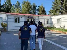 Diyarbakır’da haklarında kesinleşmiş hapis cezası bulunan 24 şahıs yakalandı

