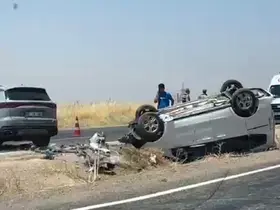 Diyarbakır’da iki otomobil çarpıştı: 9 yaralı
