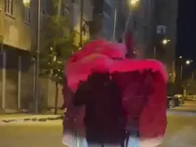 Diyarbakır’da polisten yürekleri ısıtan görüntü

