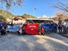 Doğaseverler, Buharkent’in güzellikleri keşfetti
