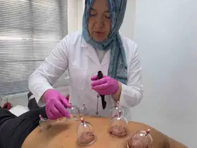 Dr. Esra Çetin Timur’dan hacamat uyarısı: "Bu uygulamayı hekim bizzat yapmalı"

