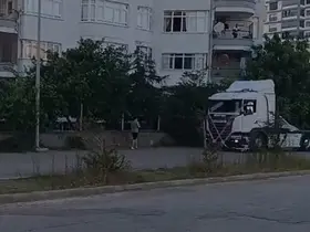 Düğün konvoyunda havalı korna çalan 8 kamyon sürücüsüne 168 bin TL ceza
