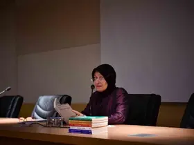 Dünya çapında başarı kazanan balerin, İslam’a uzanan yolculuğunu öğrencilerle paylaştı
