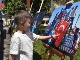 Dursunbey’de İHA’nın 15 Temmuz sergisi açıldı
