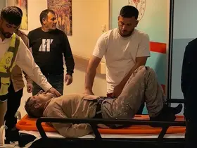 Duvardan düşen işçi yaralandı
